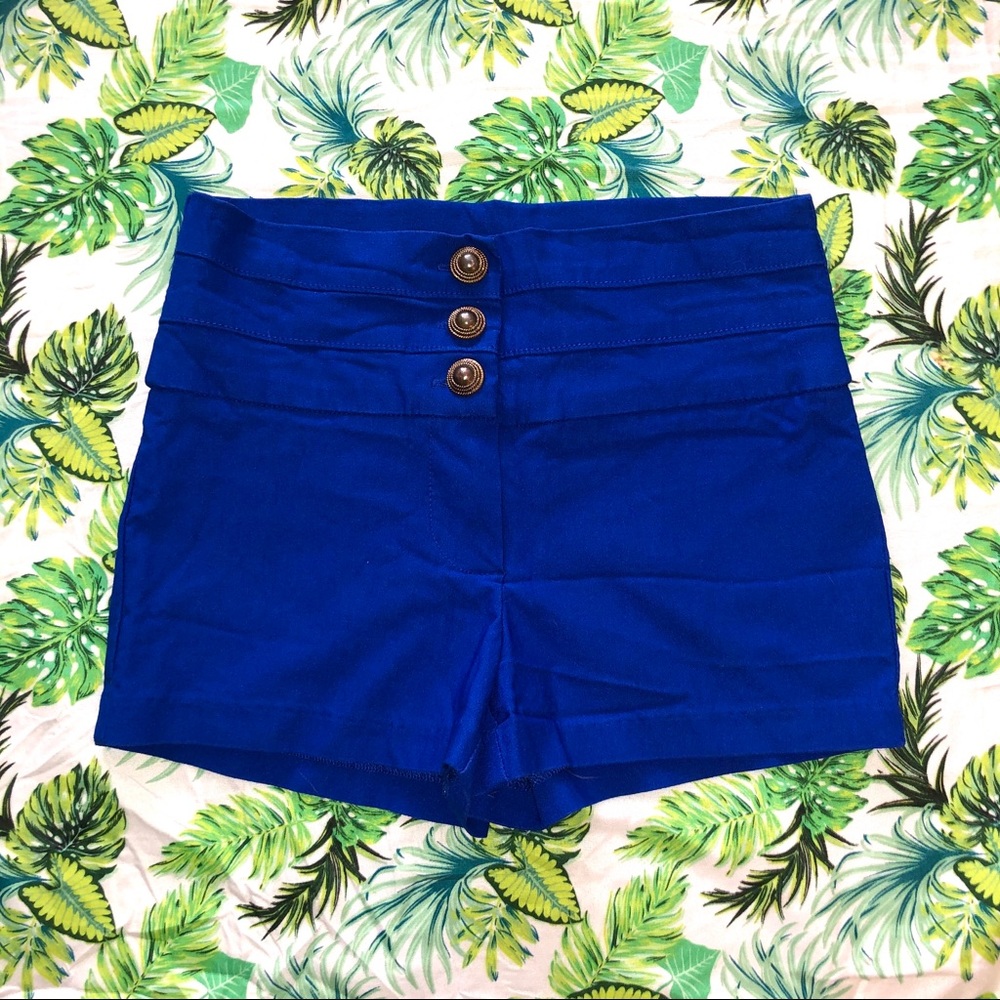 🔆2/$10 HIGH RISE SAILOR SHORTS W GOLD BUTTON